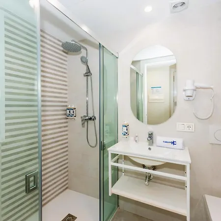 Hc Calahonda Guest house Nerja