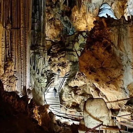 Hc Calahonda Guest house