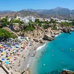 Hc Calahonda Konukevi Nerja