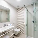 Hc Calahonda Konukevi Nerja
