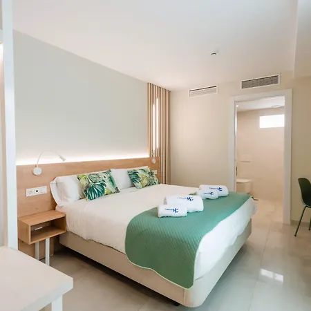 Hc Calahonda Konukevi 3*