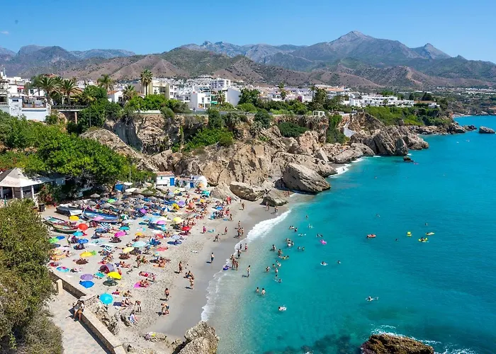 Hc Calahonda Konukevi Nerja