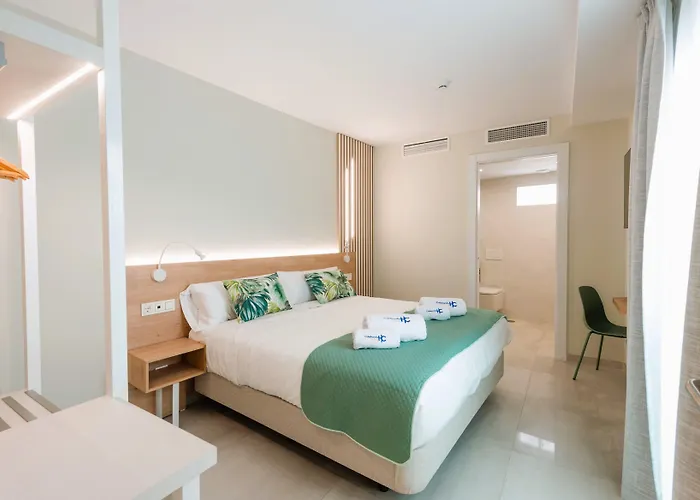 Hc Calahonda Konukevi 3*